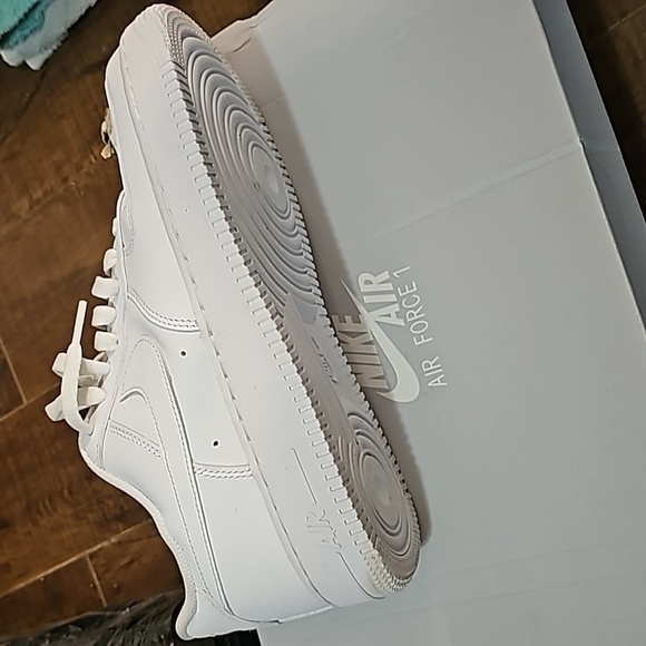 Nike ( AIR FORCE 1) SH - Picture 5 of 10
